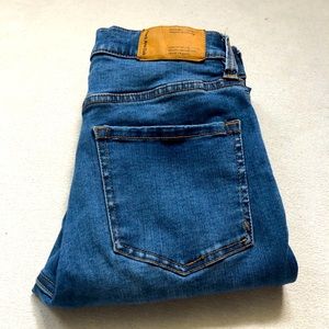 Frank & Oak Debbie Skinny Jean